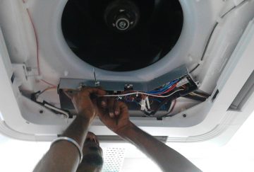 Installation of industrial air conditioning unit